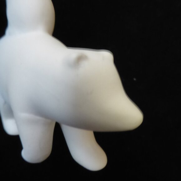 NEW 3.5” FINE WHITE PORCELAIN POLAR BEAR & CUB HOLIDAY CHRISTMAS ORNAMENT - Picture 9 of 11